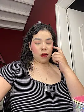 krisstenSantos online show from October 2025 12:16:01 PM