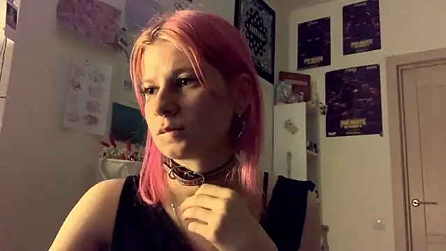 Snapshot of PinkVampire chatting on September 2025 06:09:02 PM PinkVampire online show from September 2025 06:09:02 PM