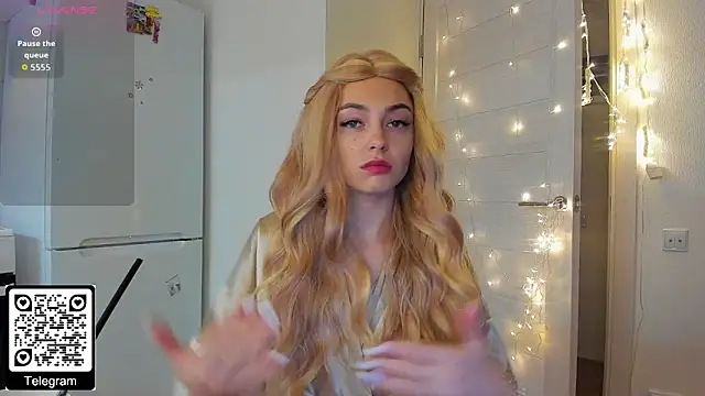 KristenHarrington online show from December 2025 01:17:02 PM