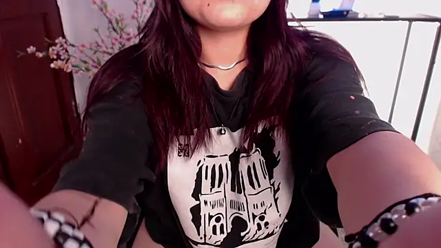 KairoLux online show from November 2025 12:15:02 PM