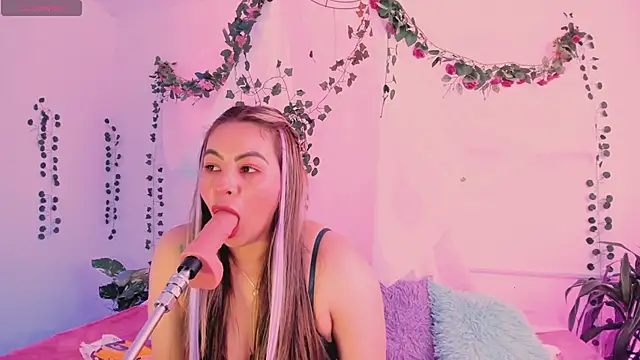 Snapshot of chubbyZoe chatting on November 2025 03:12:01 PM chubbyZoe online show from November 2025 03:12:01 PM