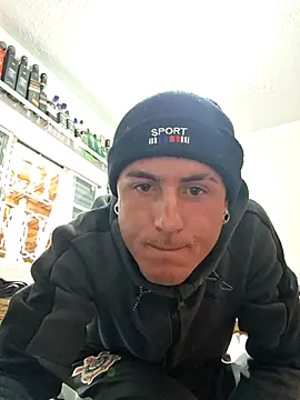 Snapshot of Bottz777 chatting on October 2025 06:40:02 PM Bottz777 online show from October 2025 06:40:02 PM