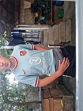 Snapshot of Bottz777 chatting on October 2025 10:47:01 AM Bottz777 online show from October 2025 10:47:01 AM