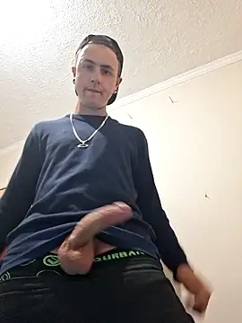 Snapshot of Bottz777 chatting on October 2025 10:12:01 PM Bottz777 online show from October 2025 10:12:01 PM