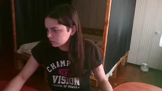 Snapshot of EthelsLover chatting on May 2026 08:21:01 AM EthelsLover online show from May 2026 08:21:01 AM