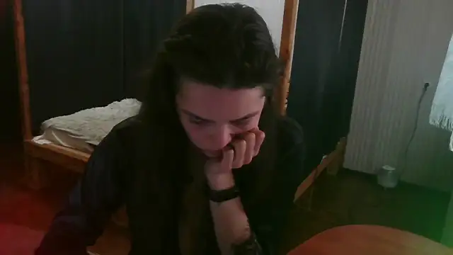 Snapshot of EthelsLover chatting on May 2026 04:04:02 PM EthelsLover online show from May 2026 04:04:02 PM