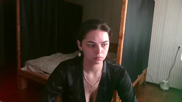Snapshot of EthelsLover chatting on May 2026 09:28:02 AM EthelsLover online show from May 2026 09:28:02 AM