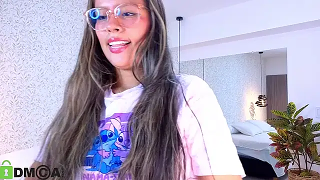Snapshot of EMILIIA_RICHTER__ chatting on September 2025 07:41:01 PM EMILIIA RICHTER online show from September 2025 07:41:01 PM