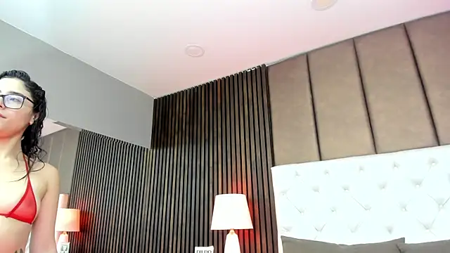 Snapshot of SamyySwet chatting on November 2025 07:51:02 PM SamyySwet online show from November 2025 07:51:02 PM