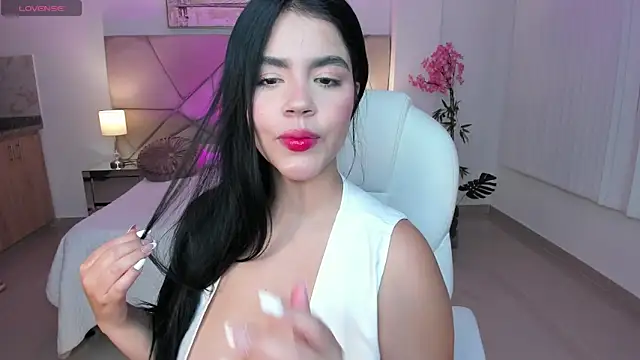 Mila blaze online show from November 2025 06:49:01 AM