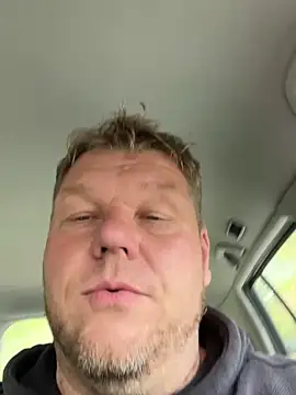 fetter Daddy Berlin online show from October 2025 09:01:01 AM