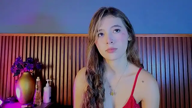 VictoriaSpark online show from November 2025 12:08:02 PM