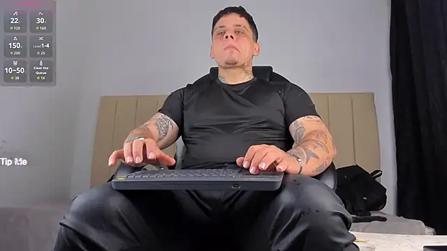 denis munera online show from February 2026 01:11:02 PM