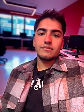 Snapshot of tomy_hot20 chatting on October 2025 03:44:02 PM tomy hot20 online show from October 2025 03:44:02 PM