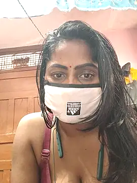 Jasmine Januja online show from November 2025 03:12:02 AM