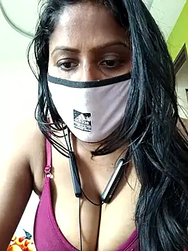 Jasmine Januja online show from January 2026 05:10:02 AM