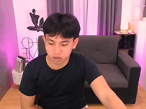 charliebighead online show from October 2025 05:19:02 PM