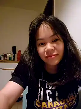 Snapshot of CicumBae chatting on October 2025 04:18:01 PM CicumBae online show from October 2025 04:18:01 PM