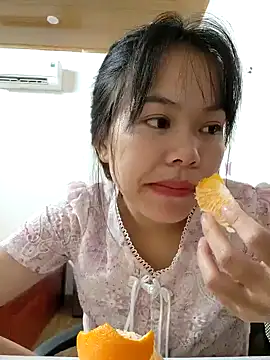 Snapshot of CicumBae chatting on October 2025 03:06:02 AM CicumBae online show from October 2025 03:06:02 AM