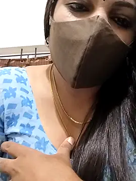 Snapshot of hottamil_honey_couples chatting on October 2025 10:51:02 PM hottamil honey couples online show from October 2025 10:51:02 PM
