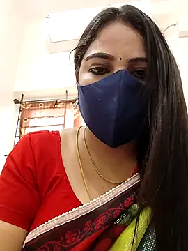 Snapshot of hottamil_honey_couples chatting on October 2025 04:12:01 AM hottamil honey couples online show from October 2025 04:12:01 AM