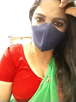 Snapshot of hottamil_honey_couples chatting on October 2025 11:27:01 AM hottamil honey couples online show from October 2025 11:27:01 AM