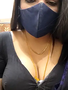 Snapshot of hottamil_honey_couples chatting on November 2025 10:19:02 PM hottamil honey couples online show from November 2025 10:19:02 PM