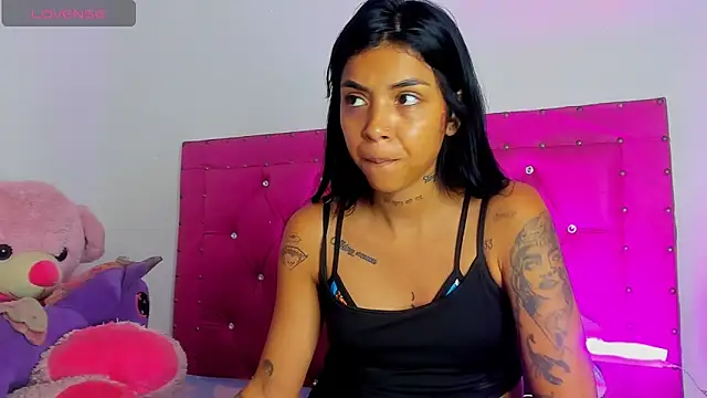 Snapshot of dahiiangomezz chatting on May 2026 10:29:02 PM dahiiangomezz online show from May 2026 10:29:02 PM