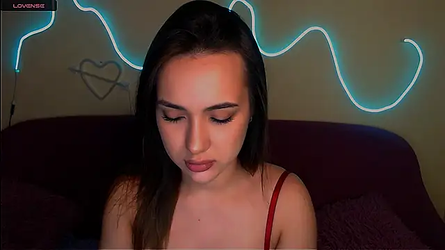 Mia cutie77 online show from November 2025 10:39:02 AM