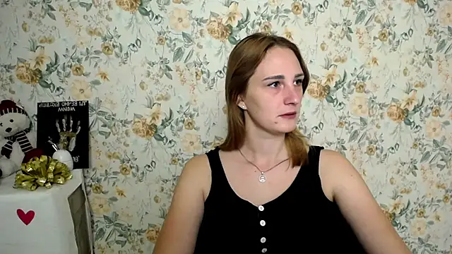 Snapshot of Milana_Cutie_ chatting on October 2025 05:47:02 AM Milana Cutie online show from October 2025 05:47:02 AM