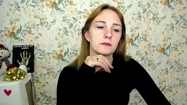 Snapshot of Milana_Cutie_ chatting on October 2025 06:00:01 AM Milana Cutie online show from October 2025 06:00:01 AM
