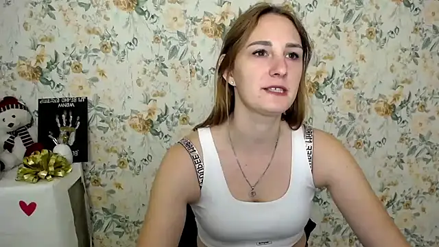 Snapshot of Milana_Cutie_ chatting on October 2025 06:23:02 AM Milana Cutie online show from October 2025 06:23:02 AM
