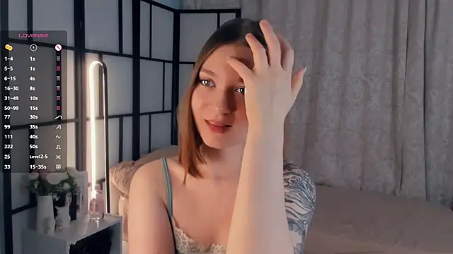 Snapshot of JinnySitts chatting on November 2025 11:04:02 PM JinnySitts online show from November 2025 11:04:02 PM