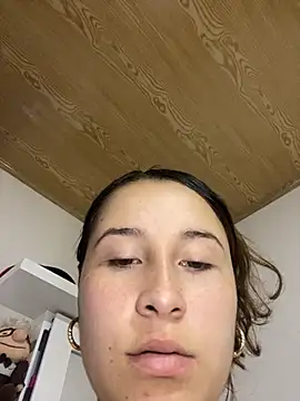 Snapshot of Swet_Violet chatting on September 2025 08:14:01 PM Swet Violet online show from September 2025 08:14:01 PM