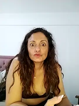 dulcefanny online show from September 2025 06:10:02 PM