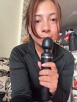 Karlee Grey1 online show from January 2026 09:05:02 PM