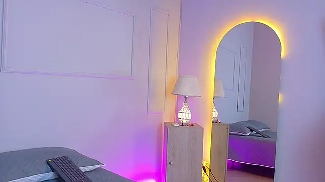 ElectraScot online show from December 2025 07:21:02 PM