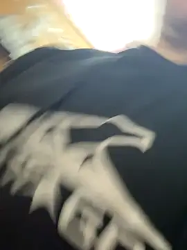 Ezeveron online show from September 2025 07:07:02 PM