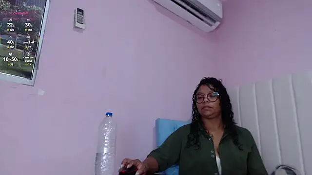 valery storm  online show from October 2025 11:20:02 AM
