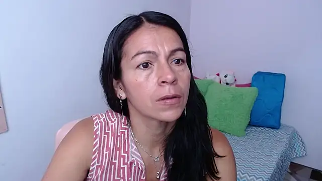 camilavargas  online show from February 2026 03:22:01 PM