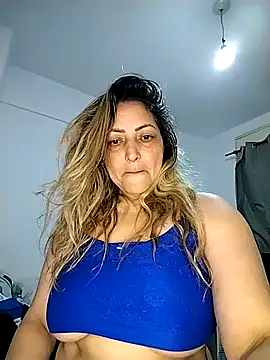 Lunita86 online show from October 2025 02:19:01 PM