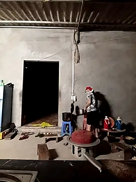 callistra online show from December 2025 10:37:01 PM