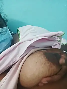 Snapshot of Ammulu-k chatting on September 2025 05:44:01 AM Ammulu-k online show from September 2025 05:44:01 AM