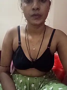 Snapshot of husan-malikaa chatting on October 2025 03:55:02 PM husan-malikaa online show from October 2025 03:55:02 PM