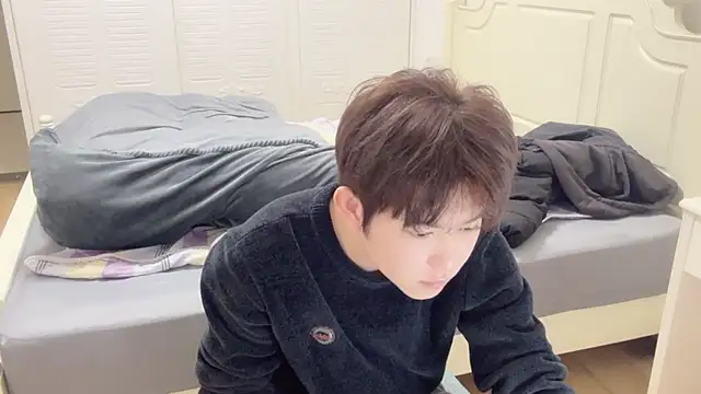 xlong00099 online show from November 2025 10:32:01 PM