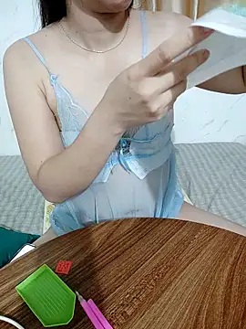 Snapshot of Yang-99 chatting on November 2025 02:23:01 PM Yang-99 online show from November 2025 02:23:01 PM