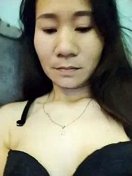 Snapshot of Girl_sexy98 chatting on February 2026 03:32:01 PM Girl sexy98 online show from February 2026 03:32:01 PM