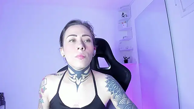 Snapshot of millyInk chatting on September 2025 07:18:02 PM millyInk online show from September 2025 07:18:02 PM