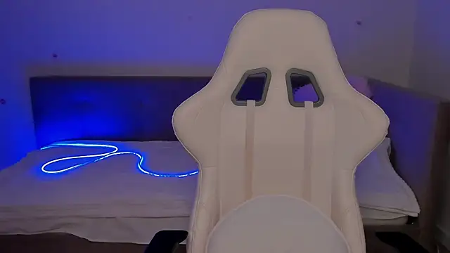 Snapshot of CrystalSoul_ chatting on November 2025 07:55:02 AM CrystalSoul online show from November 2025 07:55:02 AM