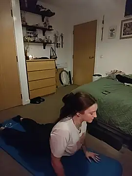 Snapshot of laradoom chatting on November 2025 10:40:01 PM laradoom online show from November 2025 10:40:01 PM